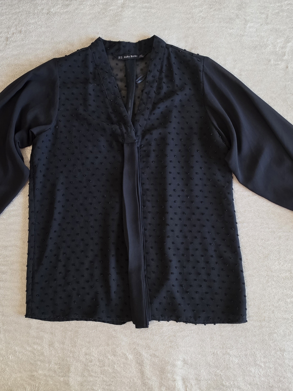 Zara Black Textured V-Neck Blouse